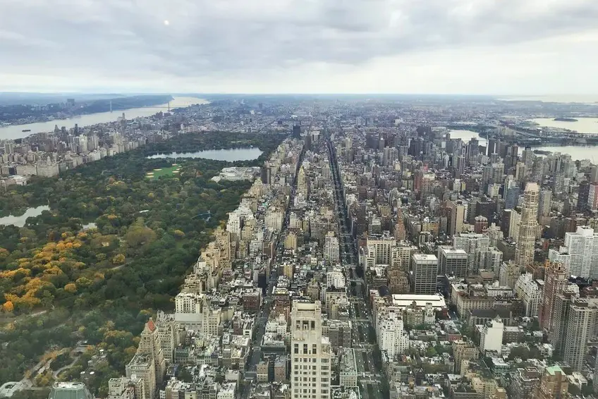 View from the 71st floor of 432 Park Avenue (Photo via Brown Harris Stevens)