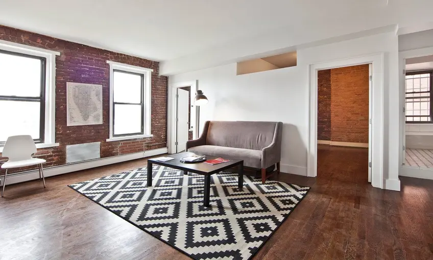 106 Ridge Street offers newly renovated apartments with pre-war features.