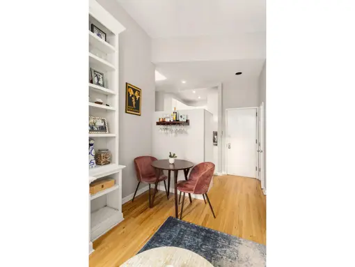 41 West 16th Street, #2B