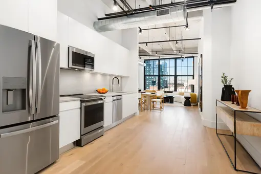 Williamsburg Lofts, 475 Kent Avenue, #208