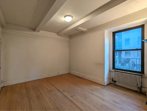 212 East 48th Street, #2D