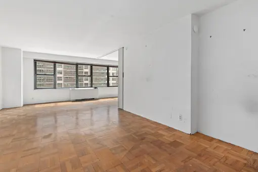 360 East 72nd Street, #A900