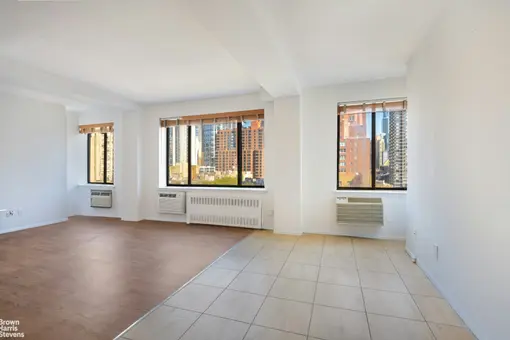 The East Side Townhouse, 250 East 31st Street, #9C