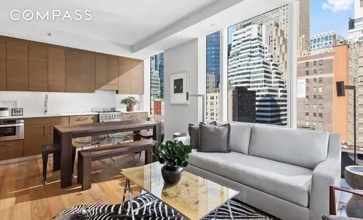 325 Lexington Avenue, #10D