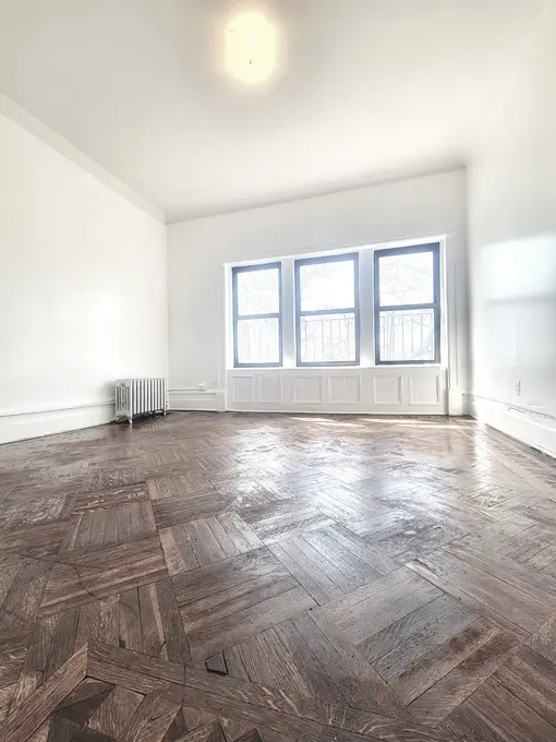 767 Eastern Parkway, #4B