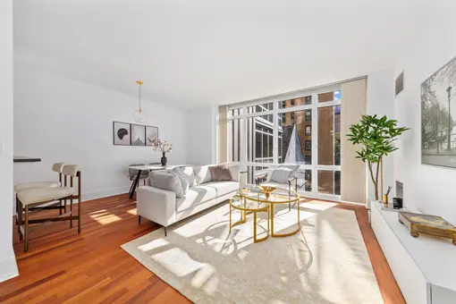 Milan, 300 East 55th Street, #5F