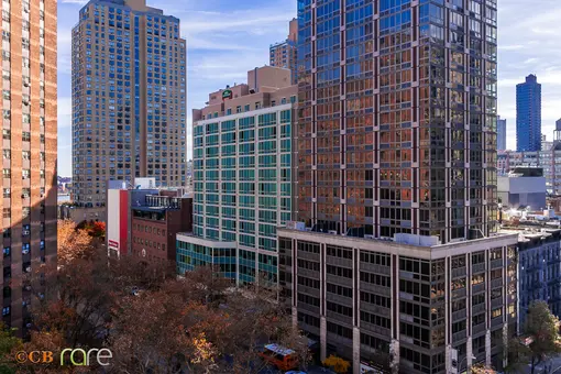 Plymouth Tower, 340 East 93rd Street, #11F