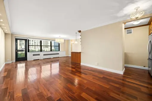 Lincoln Towers, 165 West End Avenue, #7N