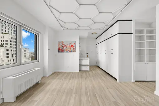 Tower 58, 58 West 58th Street, #26F