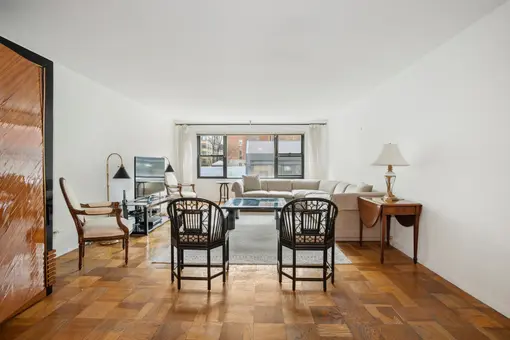 40 East 84th Street, #4A