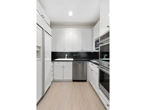 1 Central Park West, #25E