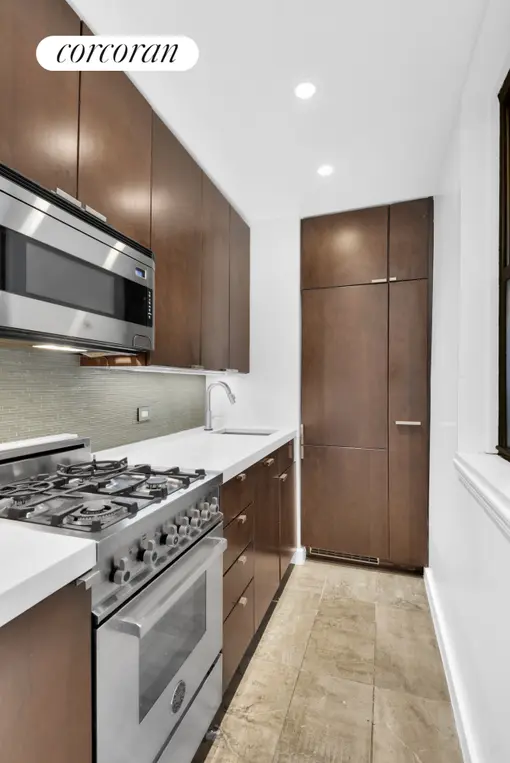 415 West 57th Street, #4D