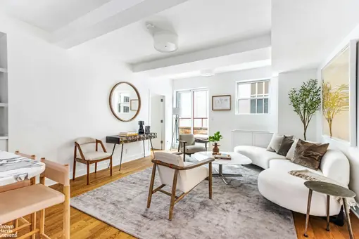 40 East 61st Street, #12A