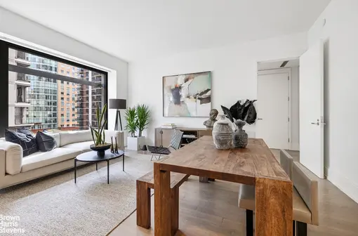 301 East 50th Street, #8A