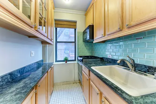 3015 Riverdale Avenue, #3H