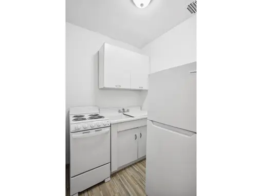 1630 Second Avenue, #5FN