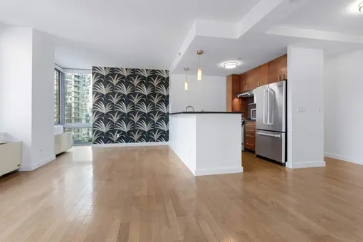 Hudson Condo, 225 West 60th Street, #17B