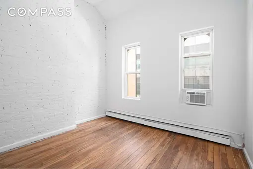 1557 Lexington Avenue, #5S