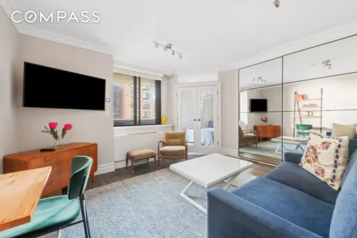 Park East Apartments, 233 East 86th Street, #9A