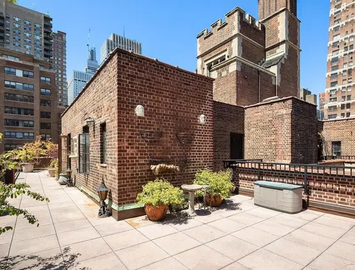 Haddon Hall, 324 East 41st Street, #1103C