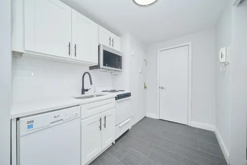 331 West 43rd Street, #2D