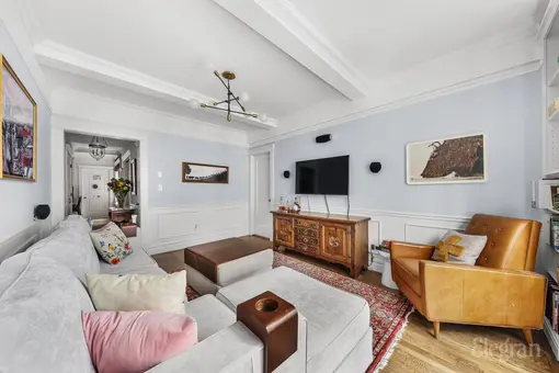 60 West 68th Street, #4FG