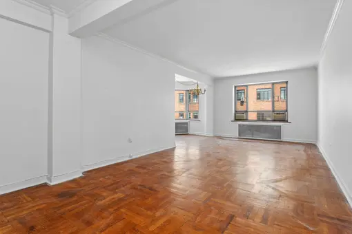 130 Eighth Avenue, #8C