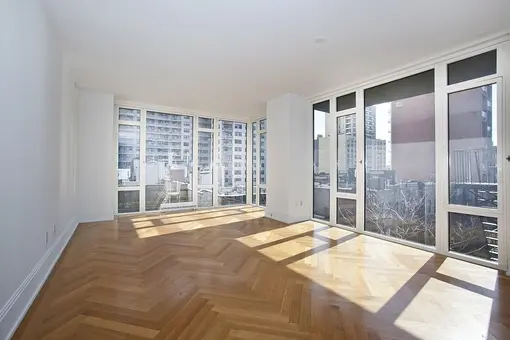 Georgica, 305 East 85th Street, #6B