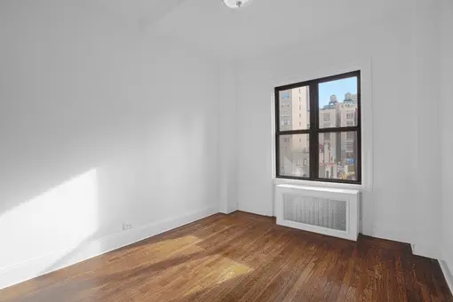 19 West 69th Street, #703