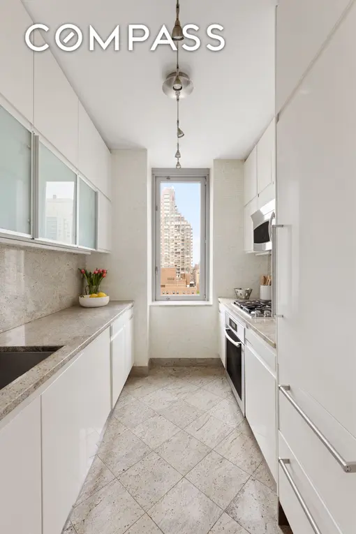 The Belaire, 524 East 72nd Street, #28DE