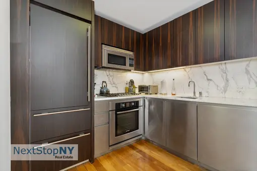 515 East 72nd Street, #36C