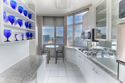 The Future, 200 East 32nd Street, #28E