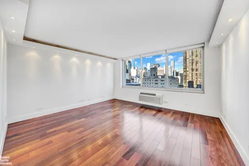 The Lausanne, 333 East 45th Street, #21E