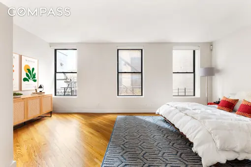 27 East 22nd Street, #4