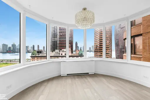 The Corinthian, 330 East 38th Street, #11M