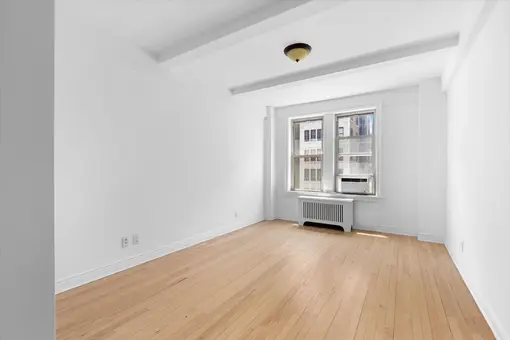 The Hermitage, 41 West 72nd Street, #10d