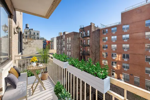 Madera Condominium, 18 West 129th Street, #4R