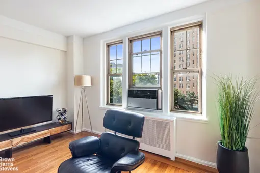 302 West 12th Street, #4D