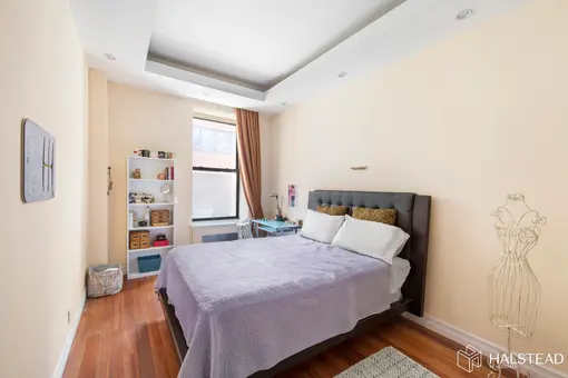 The St Charles, 215 West 105th Street, #1E