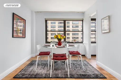 Lincoln Towers, 140 West End Avenue, #26J