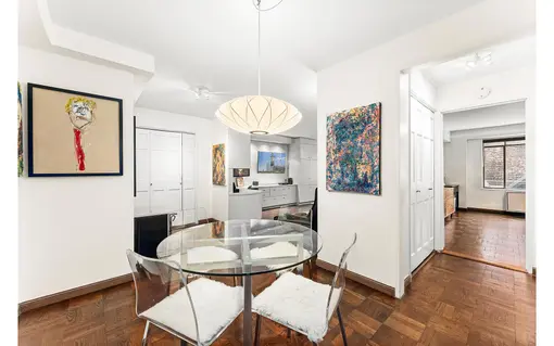 310 Lexington Avenue, #6D