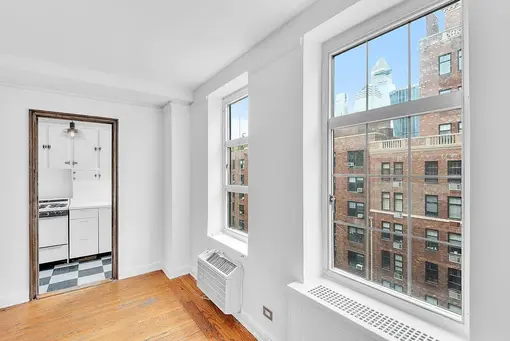 London Terrace Towers, 405 West 23rd Street, #16I