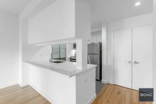 501 East 74th Street, #3E