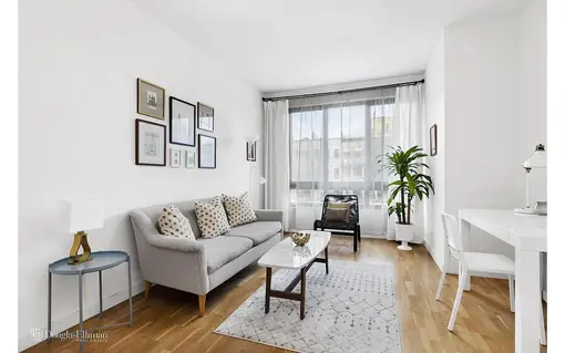 500 Fourth Avenue, #2H