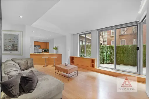 309 East 49th Street, #1B