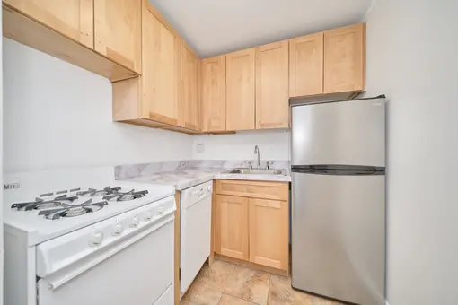 344 East 63rd Street, #5B