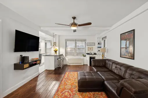 Southgate, 424 East 52nd Street, #2D