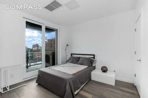 319 Broadway, #3B