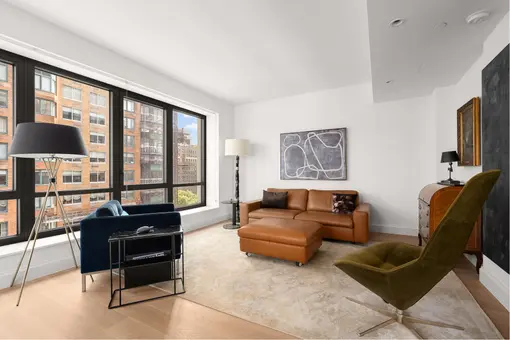 Parker West Condominium, 214 West 72nd Street, #10