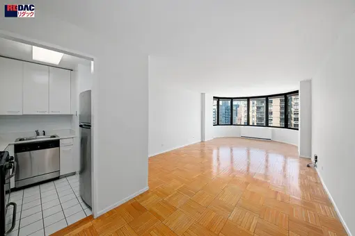 The Corinthian, 330 East 38th Street, #33H